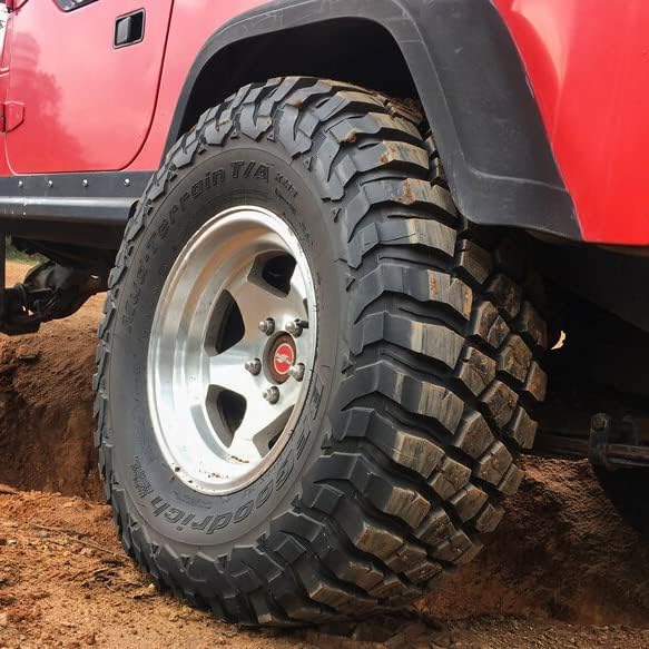 255/70R16 120/117Q BFGoodrich Mud Terrain T/A KM3