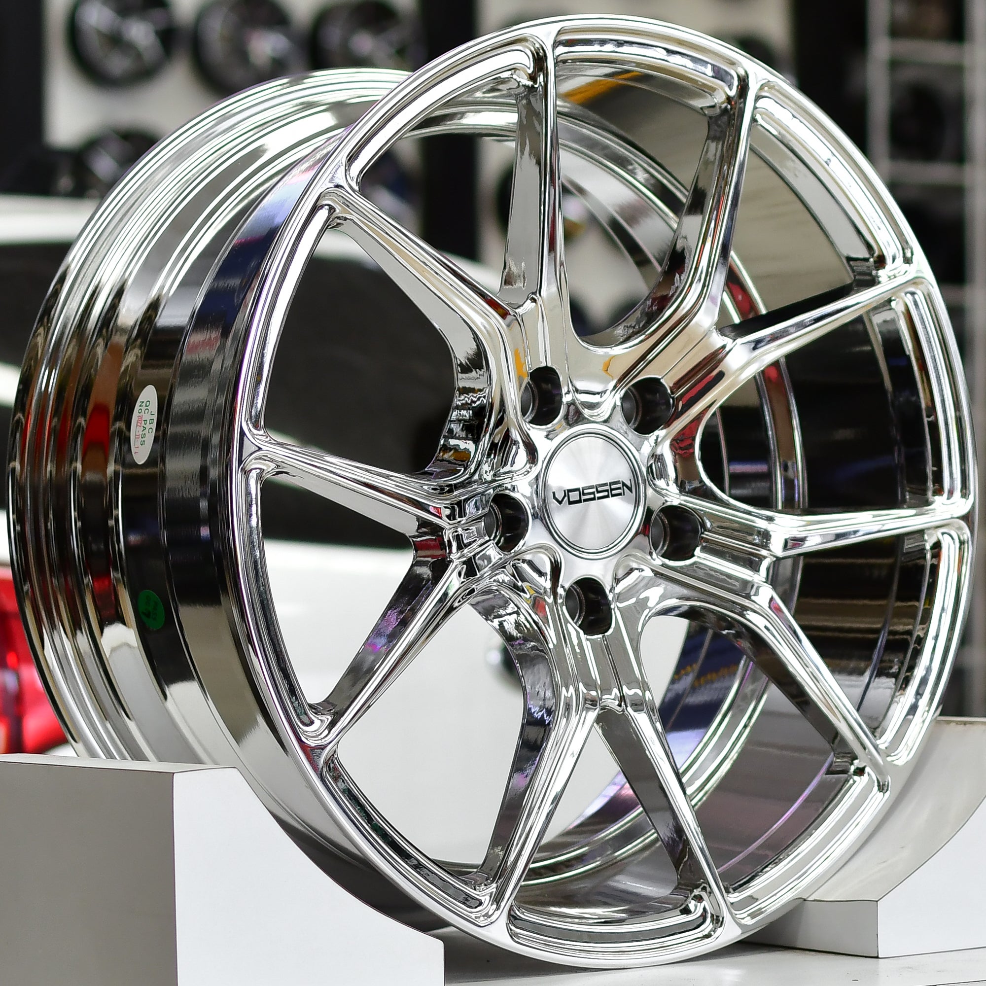 SET DE RINES 17X7,5 5H 114,3 CHROME