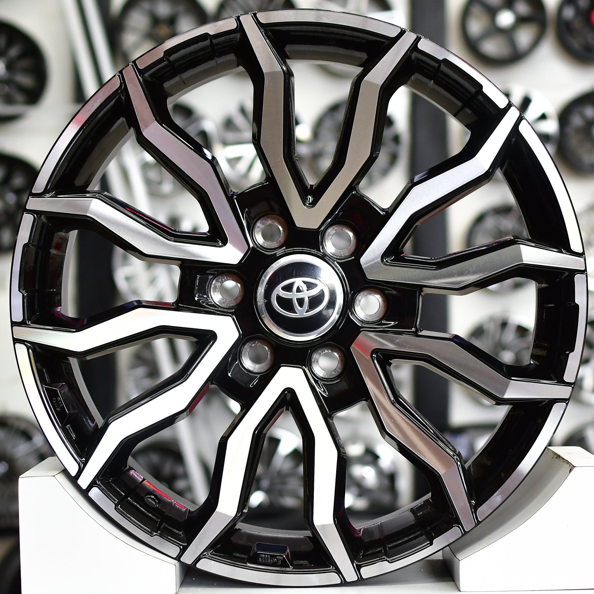 SET DE RINES 20" PARA CAMIONETA