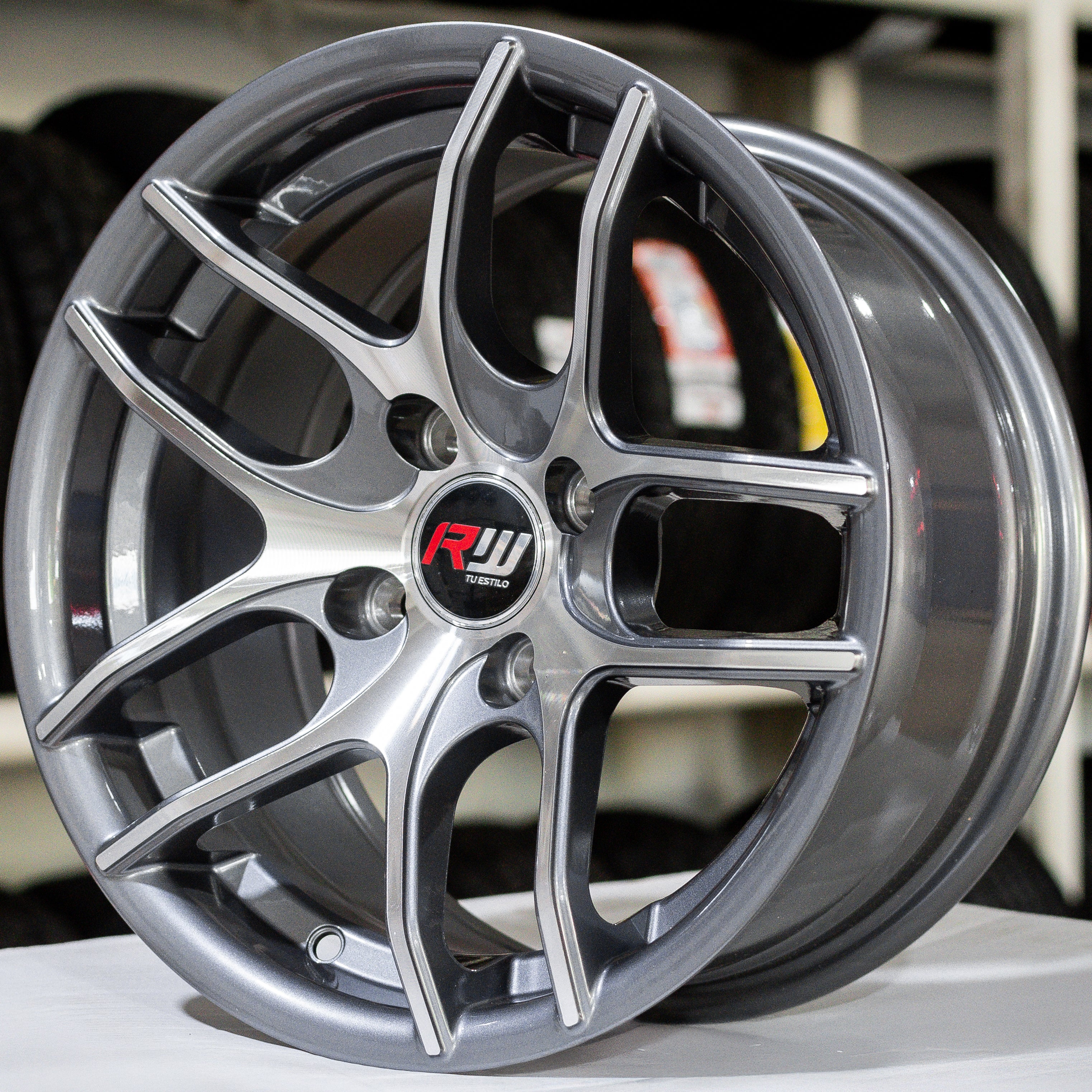 SET DE RINES 14" RACER 803.10275 14X7 CASE: 4X100 GM MAQUINADO ET: 20 CB: 73,1