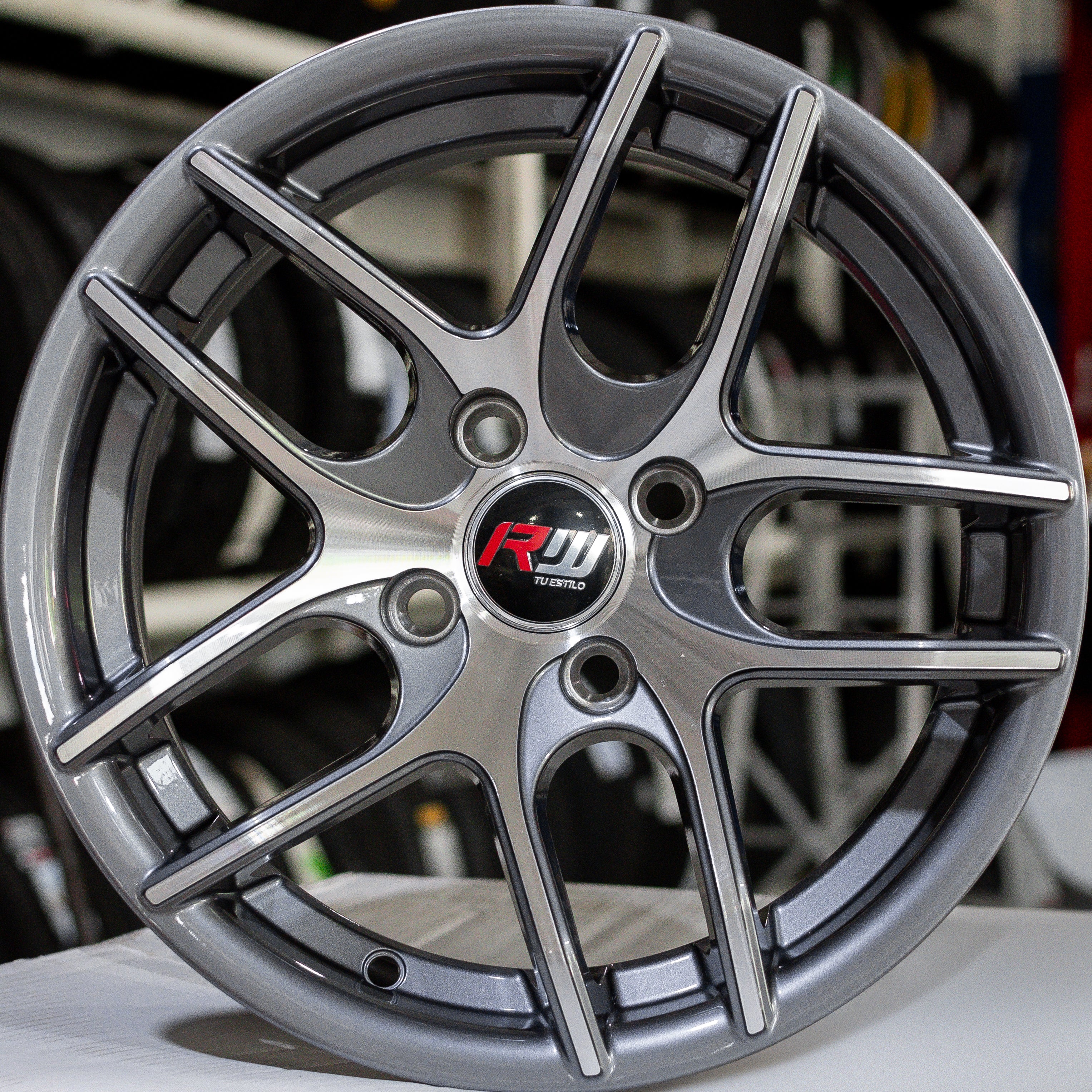 SET DE RINES 14" RACER 803.10275 14X7 CASE: 4X100 GM MAQUINADO ET: 20 CB: 73,1