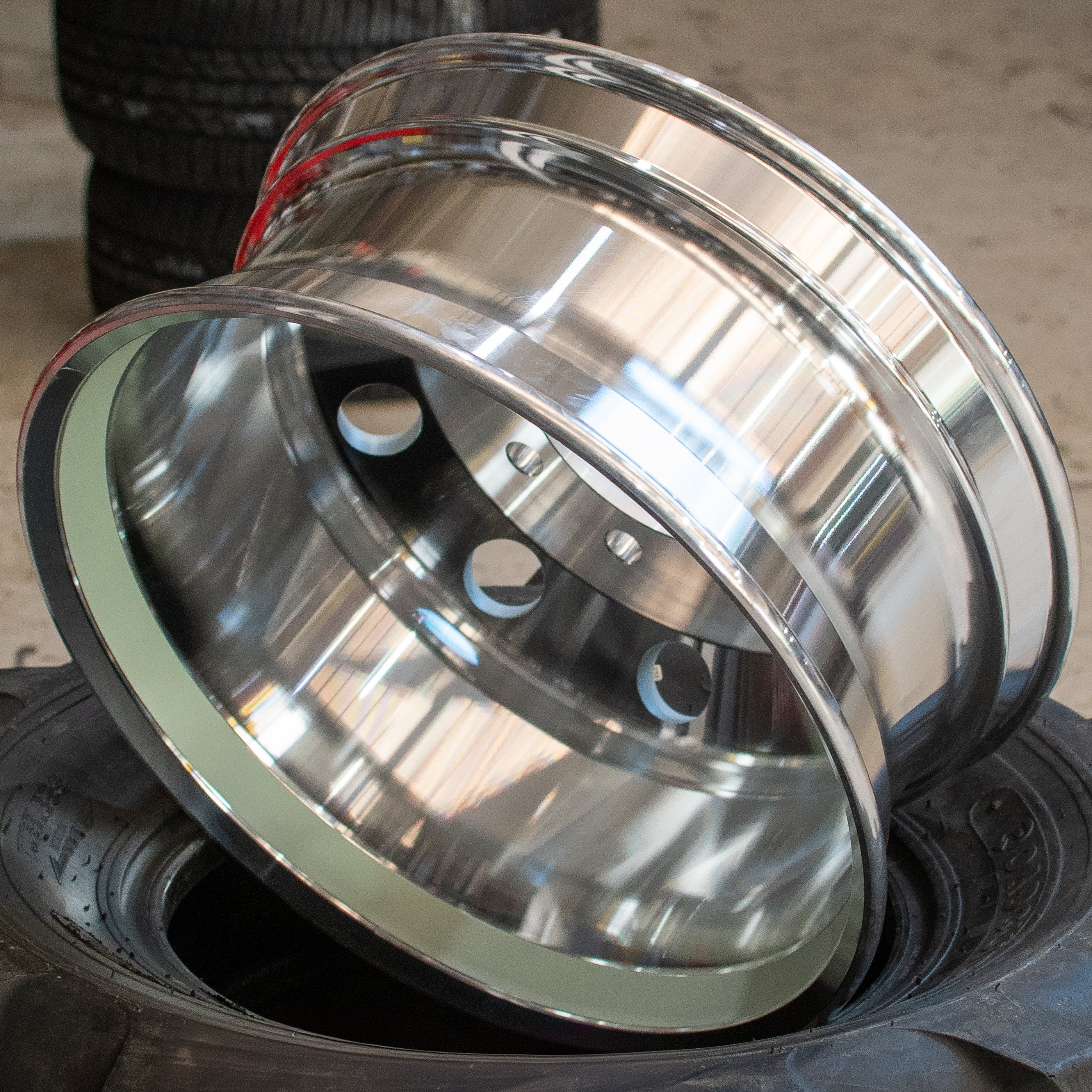 22.5X9.00 10H-26.5MM/1*45 RIN DE ALUMINIO FORJADO REFLECTIVO